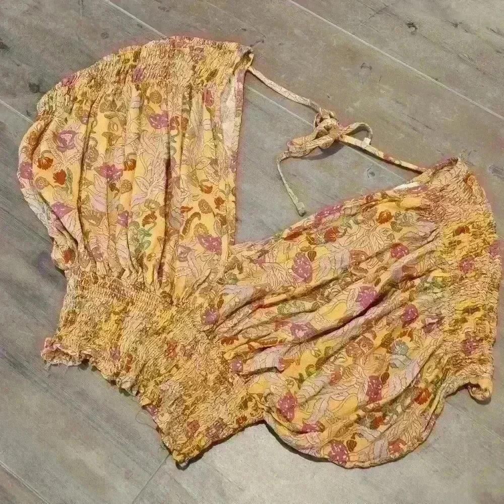 Cupakes and Cashmere Floral Blouse